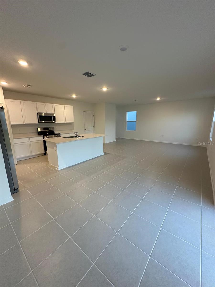 HUNT CLUB/LK WALES PH 1 - Residential Lease