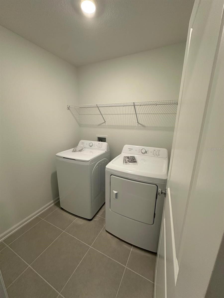 HUNT CLUB/LK WALES PH 1 - Residential Lease