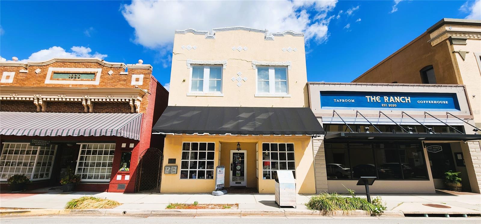 Situated in the downtown business district of Lake Wales, this property will ensure a steady flow of customers by your door. Downtown renovations are complete and promise to transform the Downtown Lake Wales Area into a destination. This revitalization is aimed at promoting new food, shopping and entertainment venues. This unit has a front retail shop and reception area, a conference room, a laundry room, a bathroom and 6 suites. The suites are located in the back half of the space and can be built out to suit other business types. Former spa.