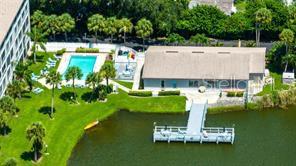 BAYSHORE ON THE LAKE APTS SEC 1 - Residential