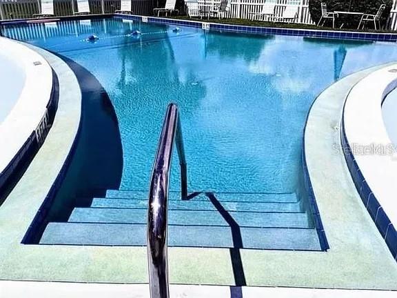 BAYSHORE ON THE LAKE APTS SEC 1 - Residential