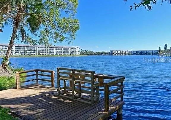 BAYSHORE ON THE LAKE APTS SEC 1 - Residential