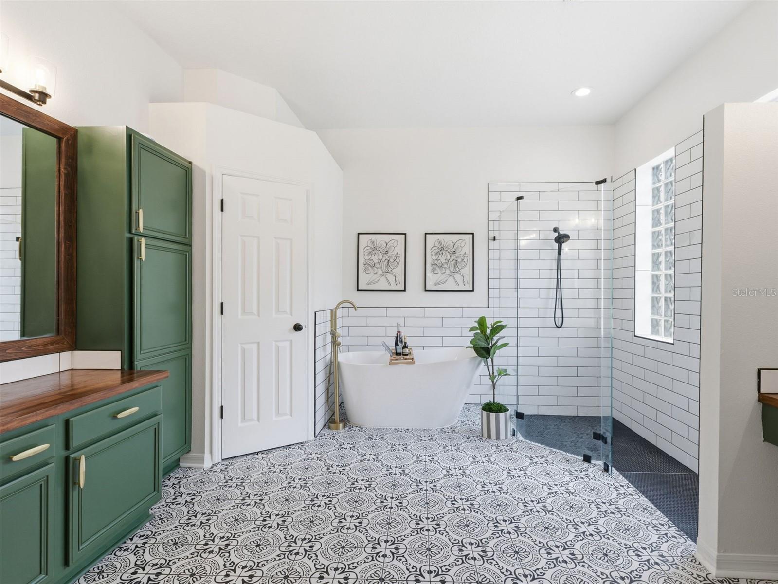 CROSS CREEK PRCL G PH 1 - Residential