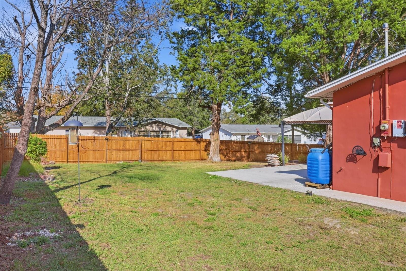 BEVERLY HILLS UNIT 06 - Residential