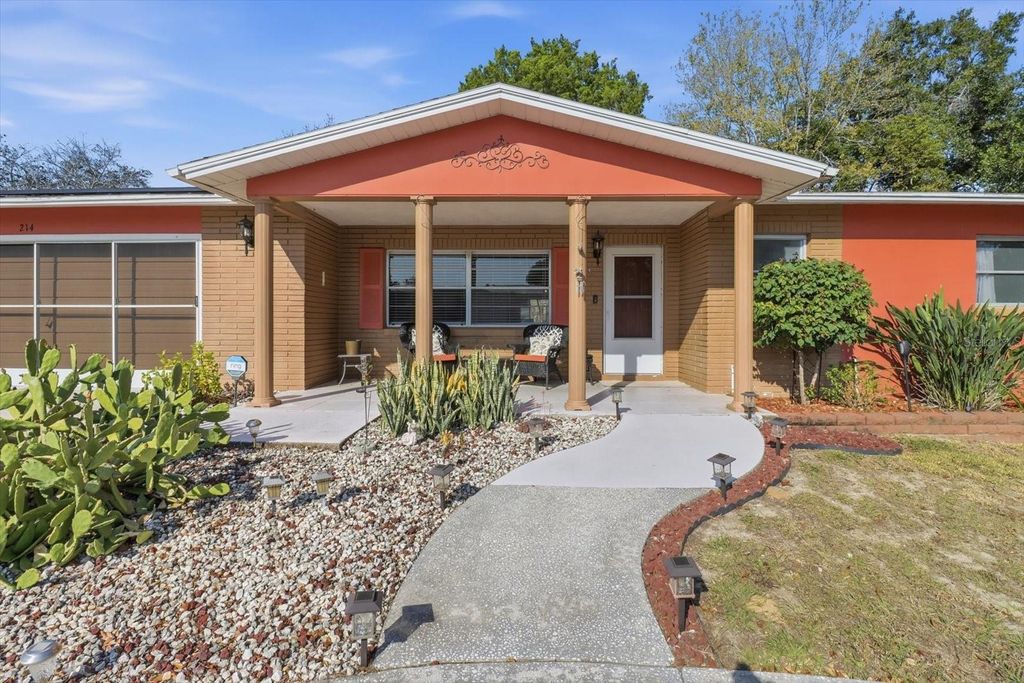 Photo of 214 S Monroe Street, Beverly Hills, FL 34465 (MLS # OM714634)