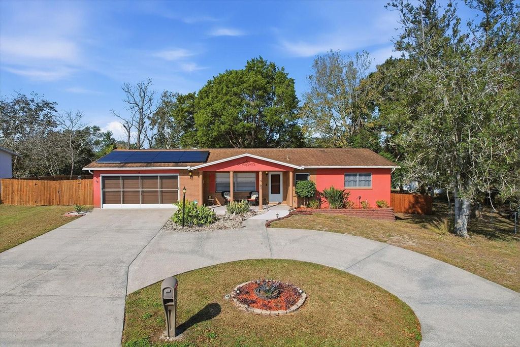 Photo of 214 S Monroe Street, Beverly Hills, FL 34465 (MLS # OM714634)