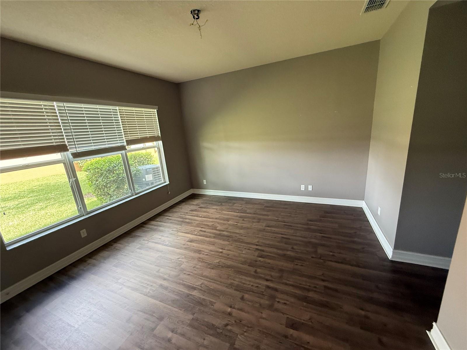VALENCIA LAKES PH 2 - Residential