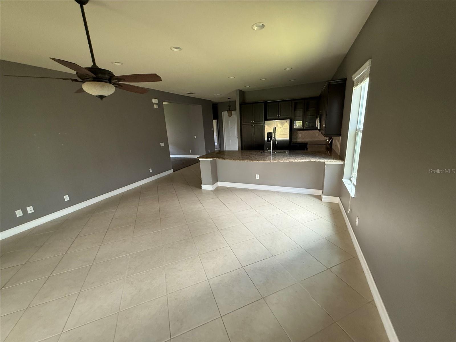 VALENCIA LAKES PH 2 - Residential