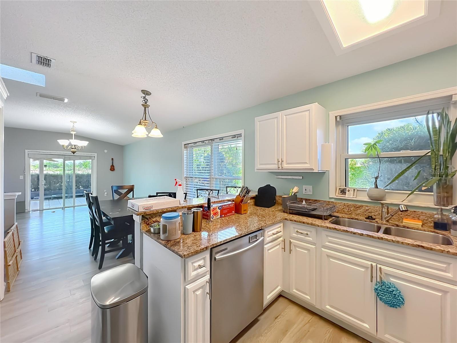 HOLDEN RIDGE - Residential