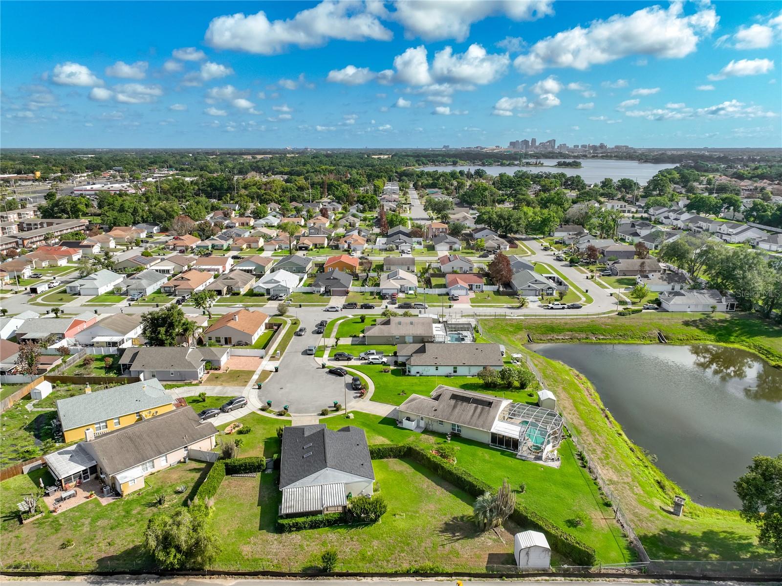 HOLDEN RIDGE - Residential