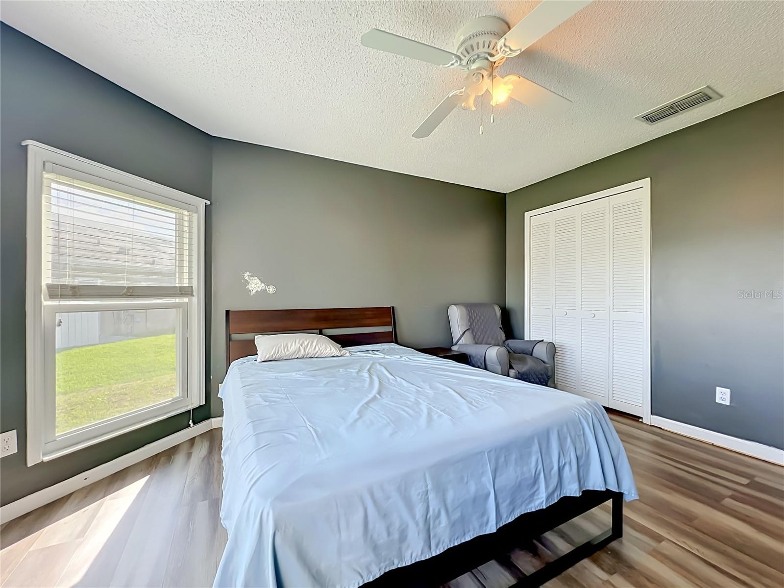 HOLDEN RIDGE - Residential