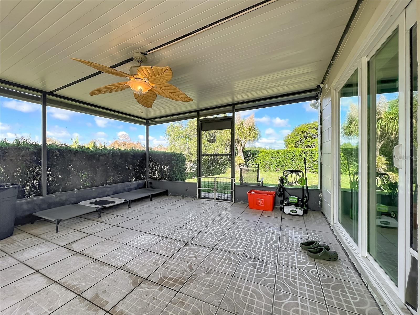 HOLDEN RIDGE - Residential