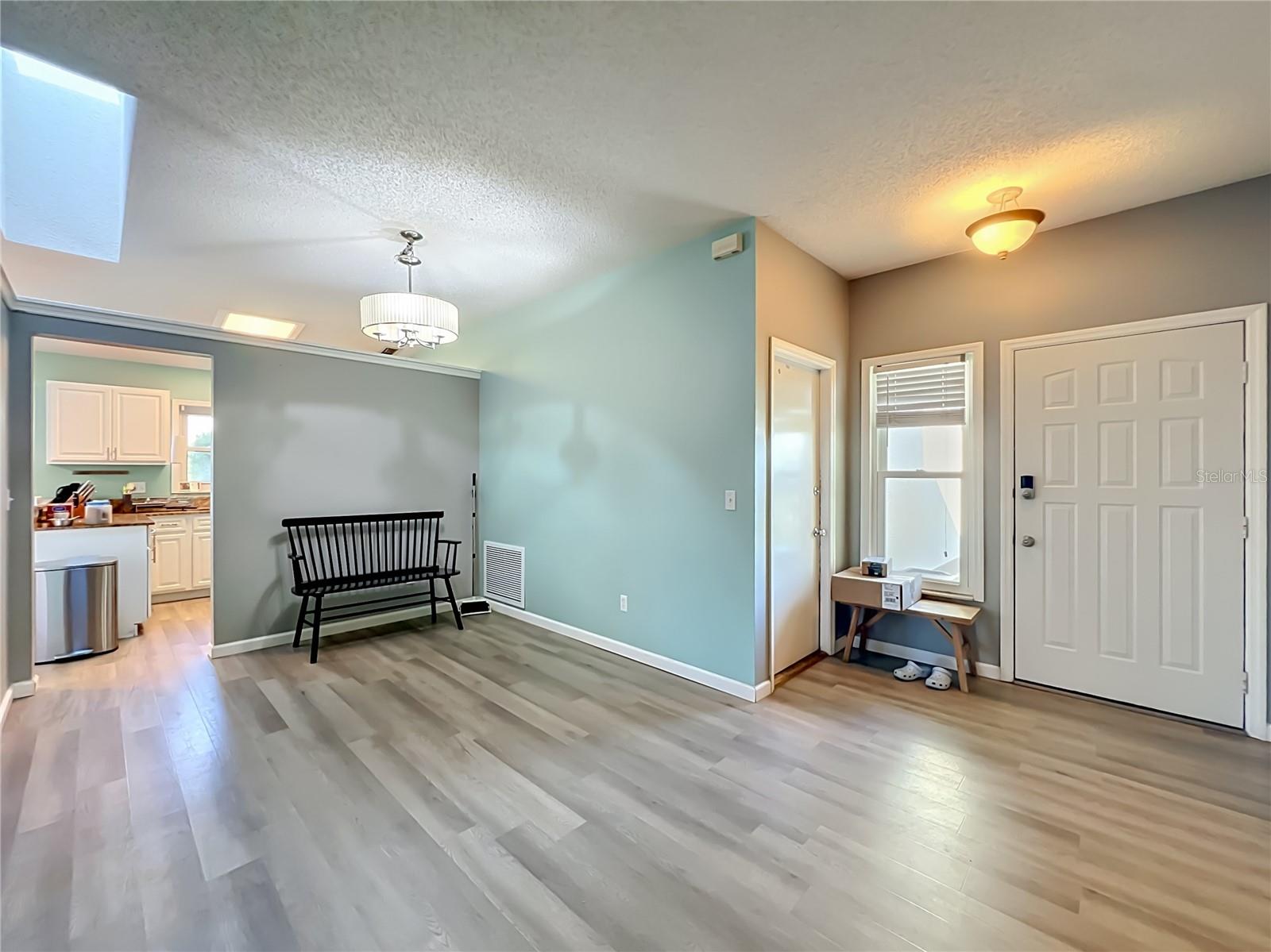 HOLDEN RIDGE - Residential