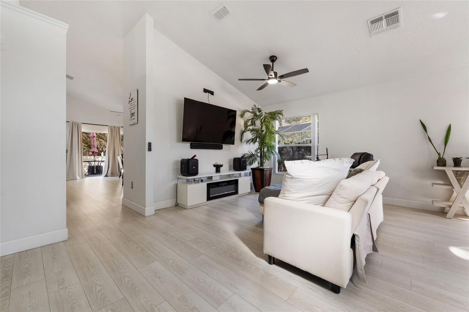 REMINGTON POINTE PH 3 - Residential