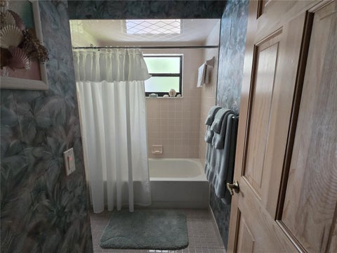 Tiny photo for 244 W Massachusetts Street, Hernando, FL 34442 (MLS # OM728168)