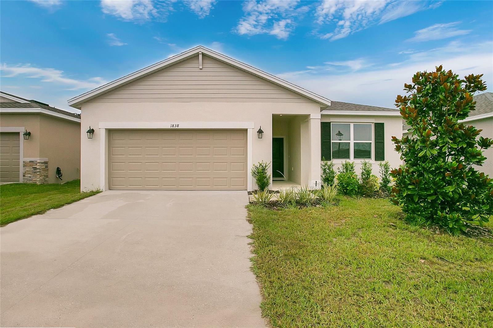 SUNSET LAKES ESTATES - Residential