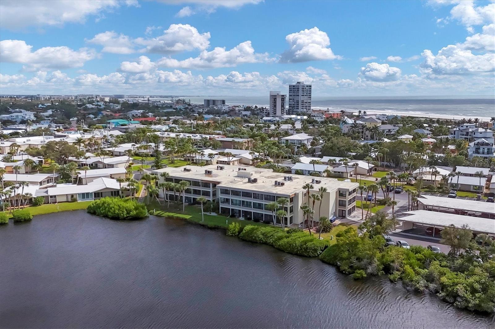 WHISPERING SANDS SEC 3 - Residential