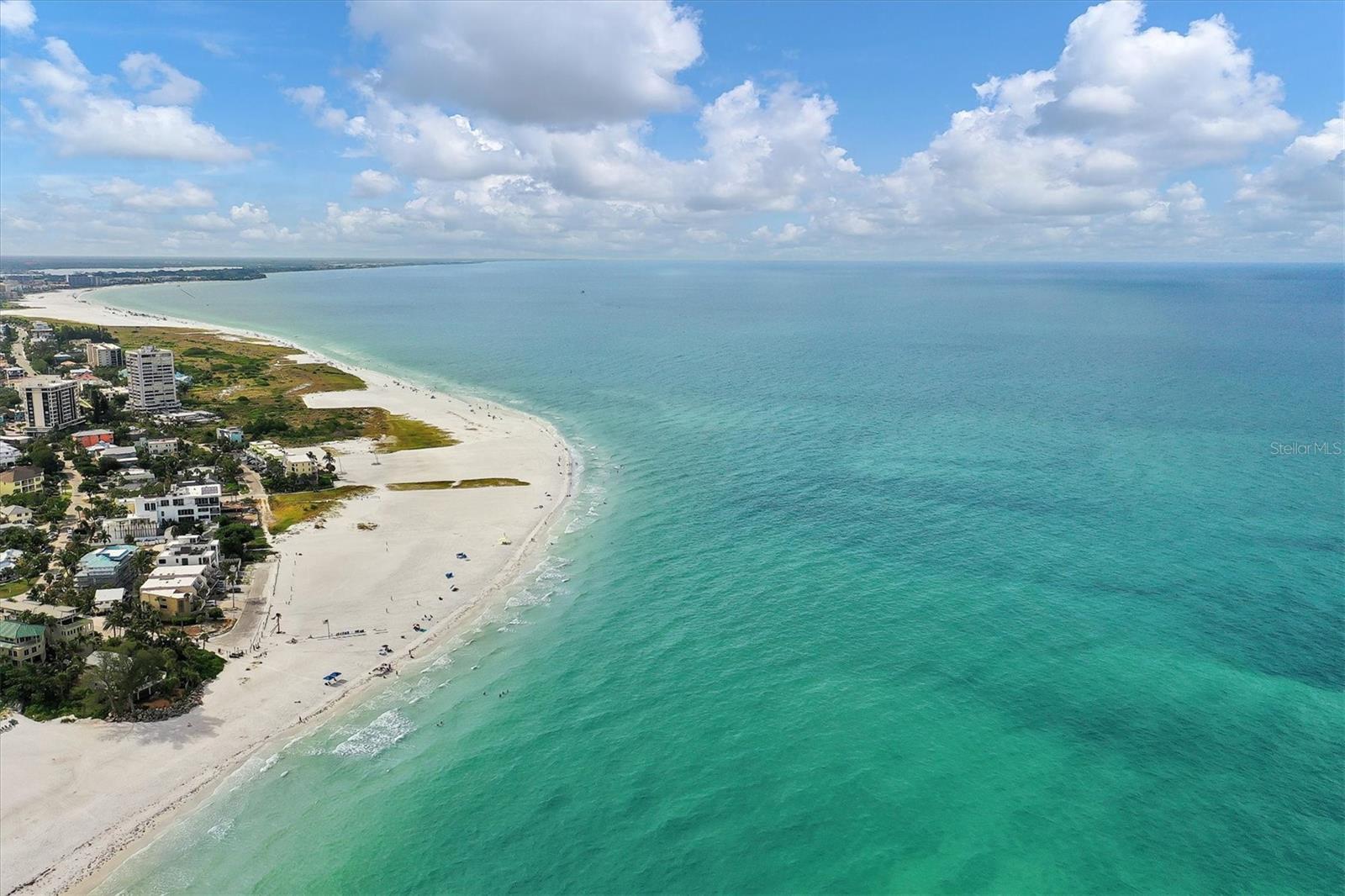 WHISPERING SANDS SEC 3 - Residential