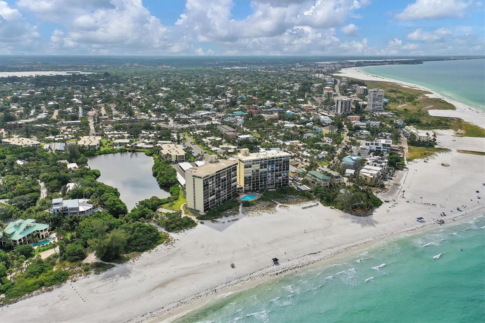 WHISPERING SANDS SEC 3 - Residential