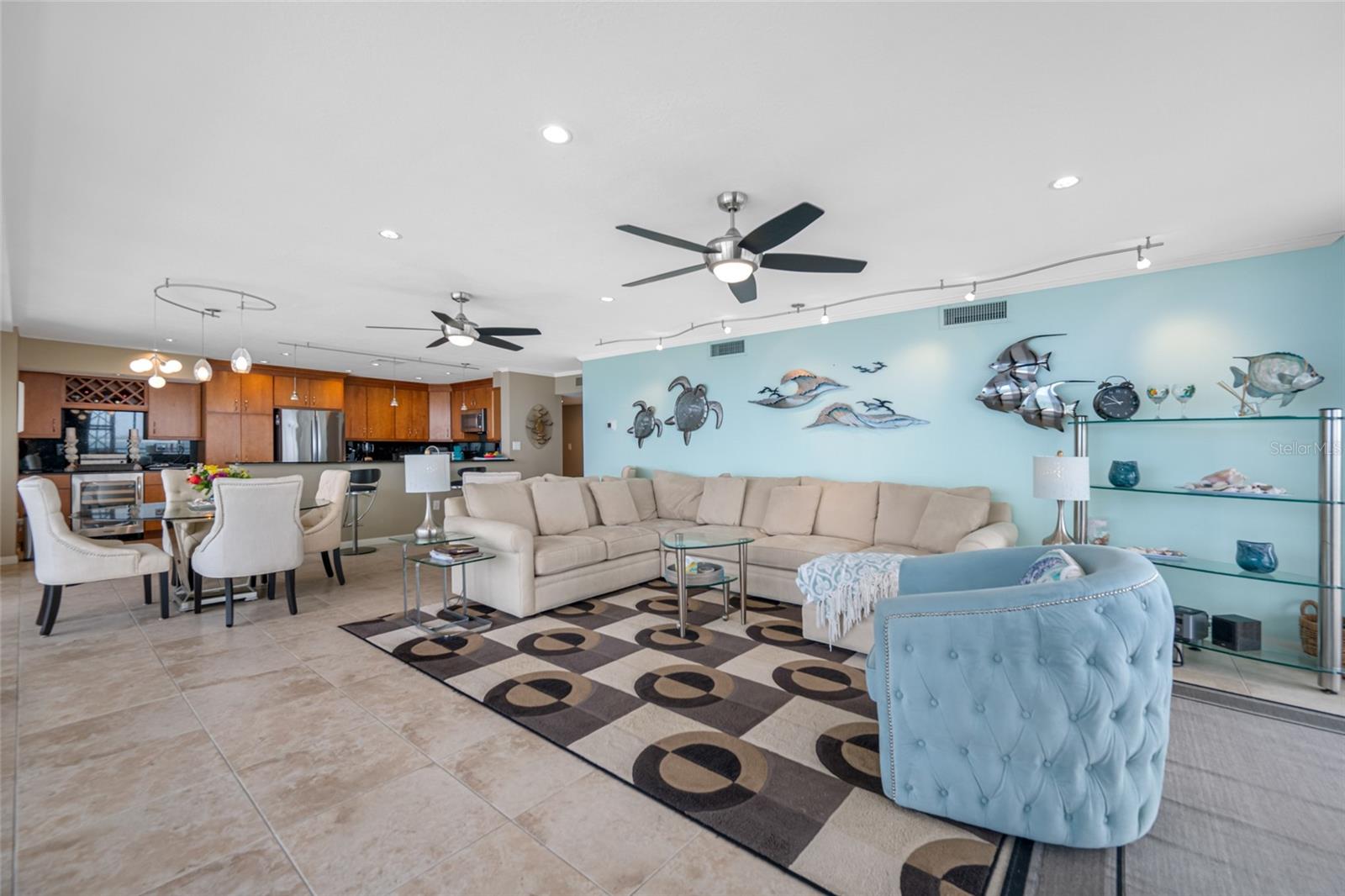 MANSIONS BY THE SEA CONDO - Residential