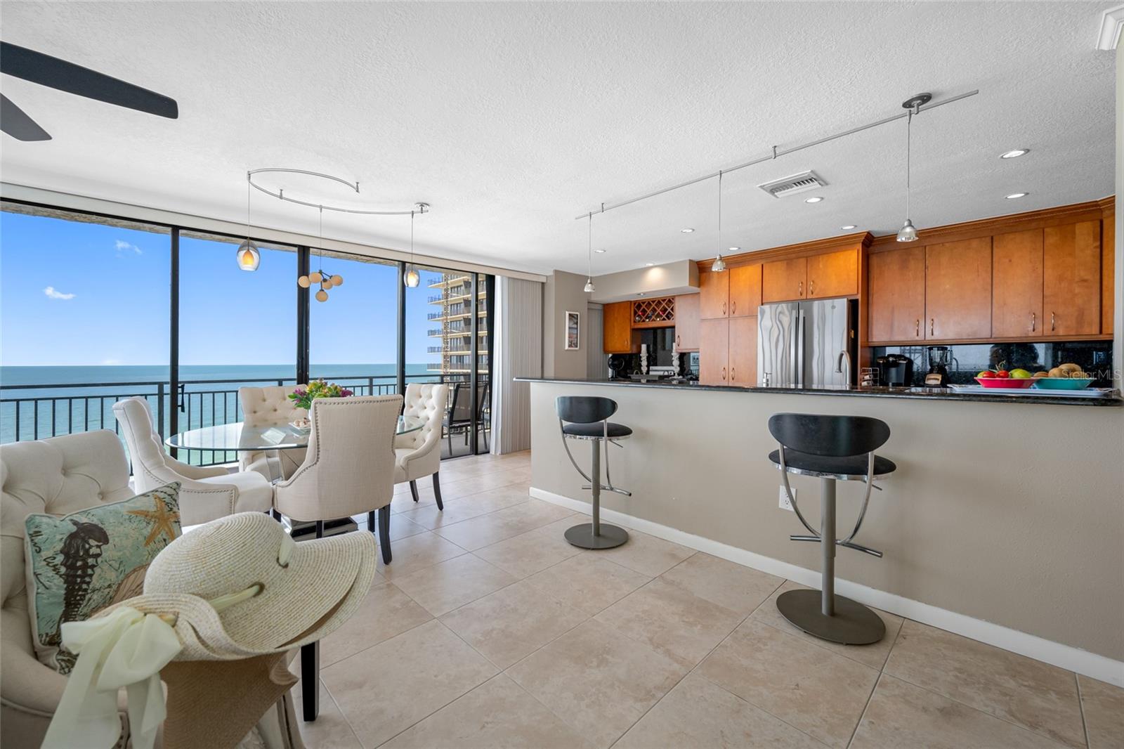 MANSIONS BY THE SEA CONDO - Residential