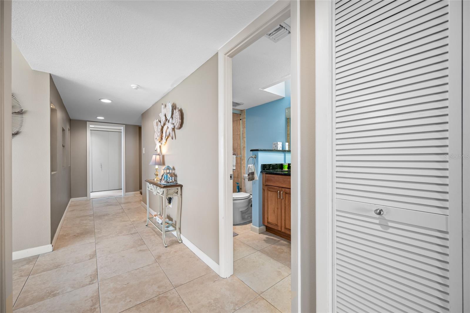 MANSIONS BY THE SEA CONDO - Residential