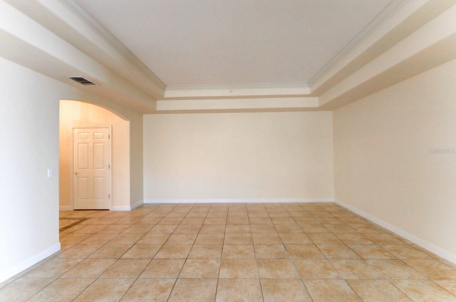 VIZCAYA HEIGHTS CONDO OR 6575 1315 - Residential