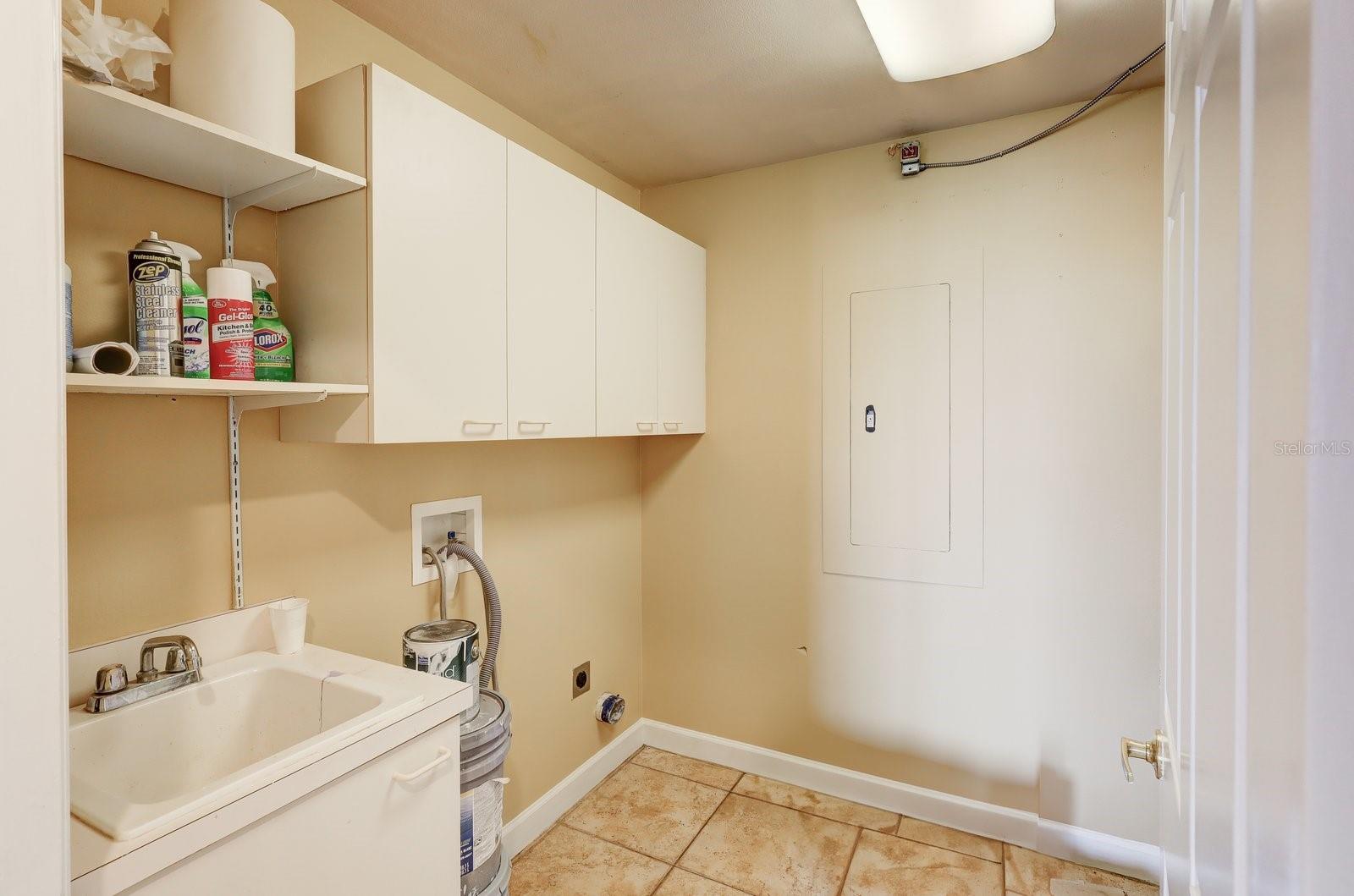 VIZCAYA HEIGHTS CONDO OR 6575 1315 - Residential