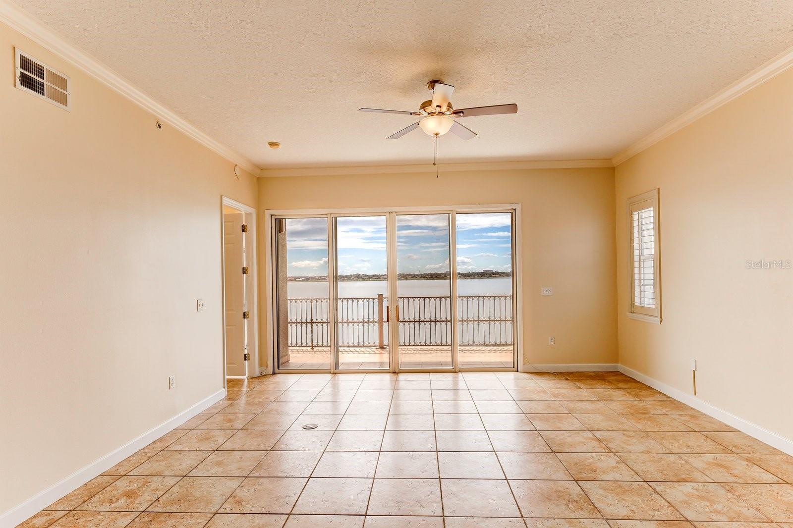 VIZCAYA HEIGHTS CONDO OR 6575 1315 - Residential