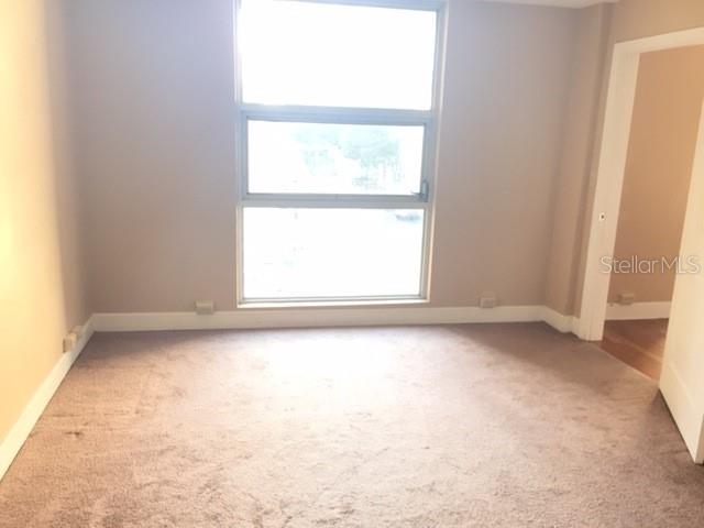 METROPOLITAN/LK EOLA - Residential Lease