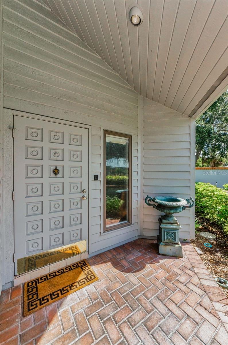 10479 LONGWOOD DRIVE