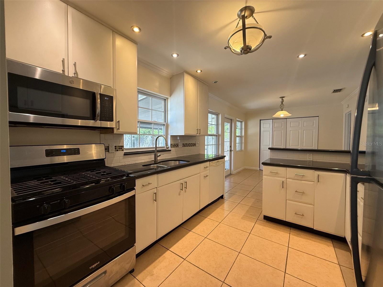 PALM VIEW ESTATES ADD 1 - Residential