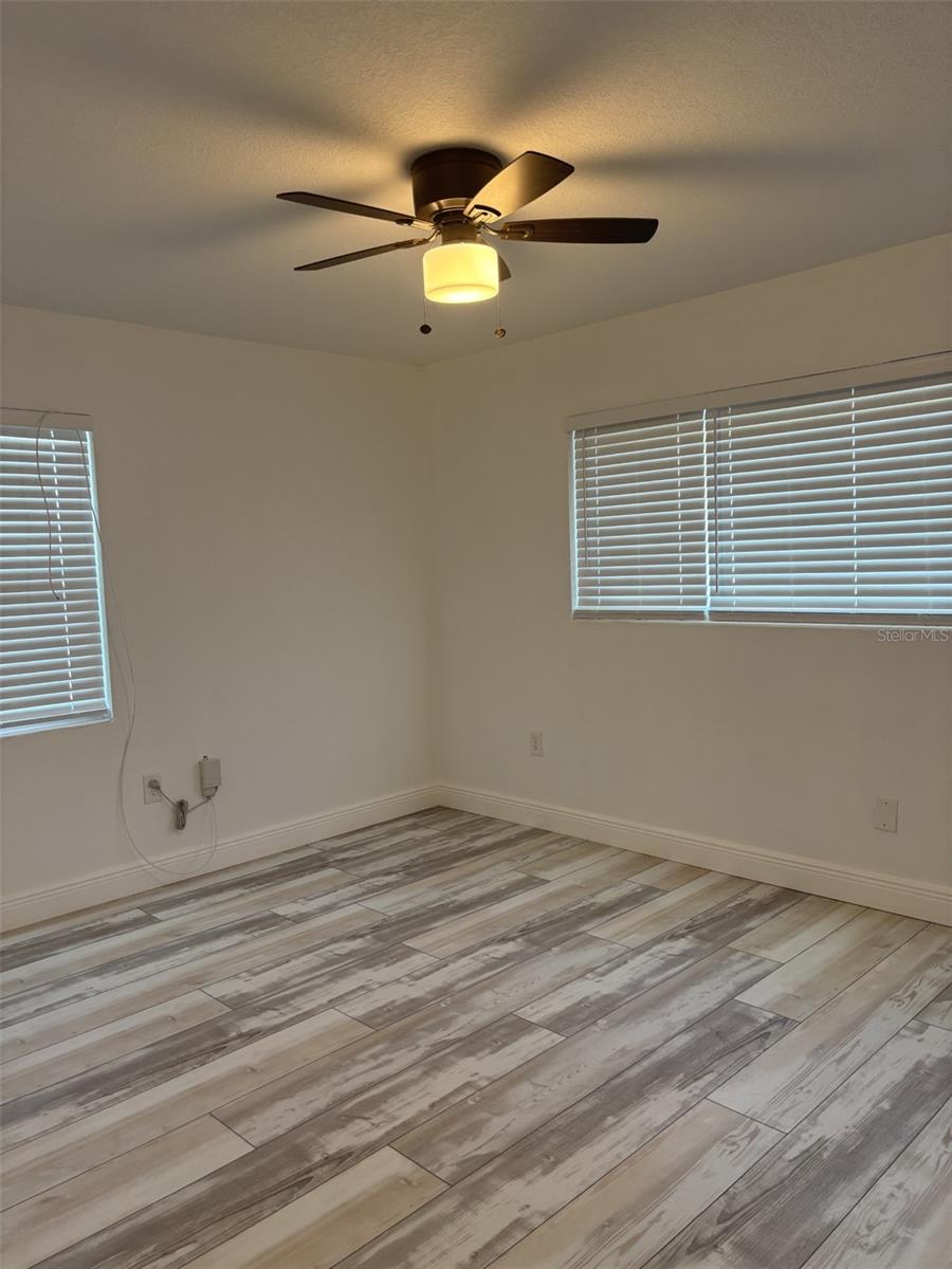 JASMINE LAKES - Residential Lease