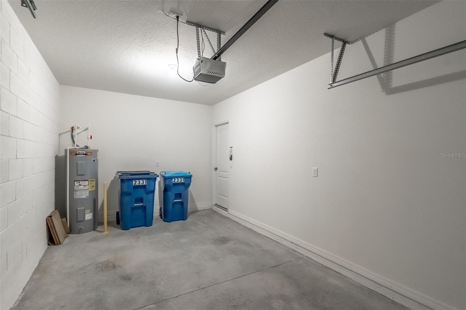 BRENTWOOD TWNHMS PH 1 - Residential