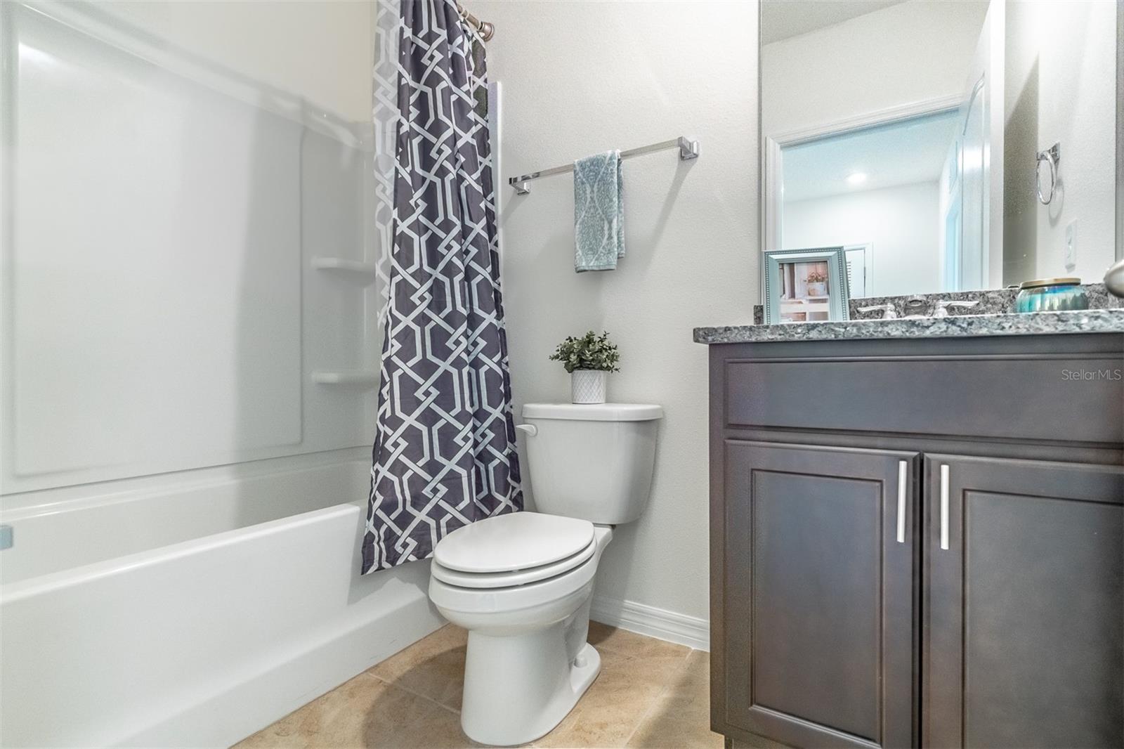 BRENTWOOD TWNHMS PH 1 - Residential