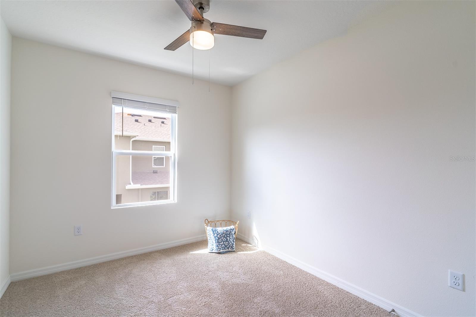 BRENTWOOD TWNHMS PH 1 - Residential