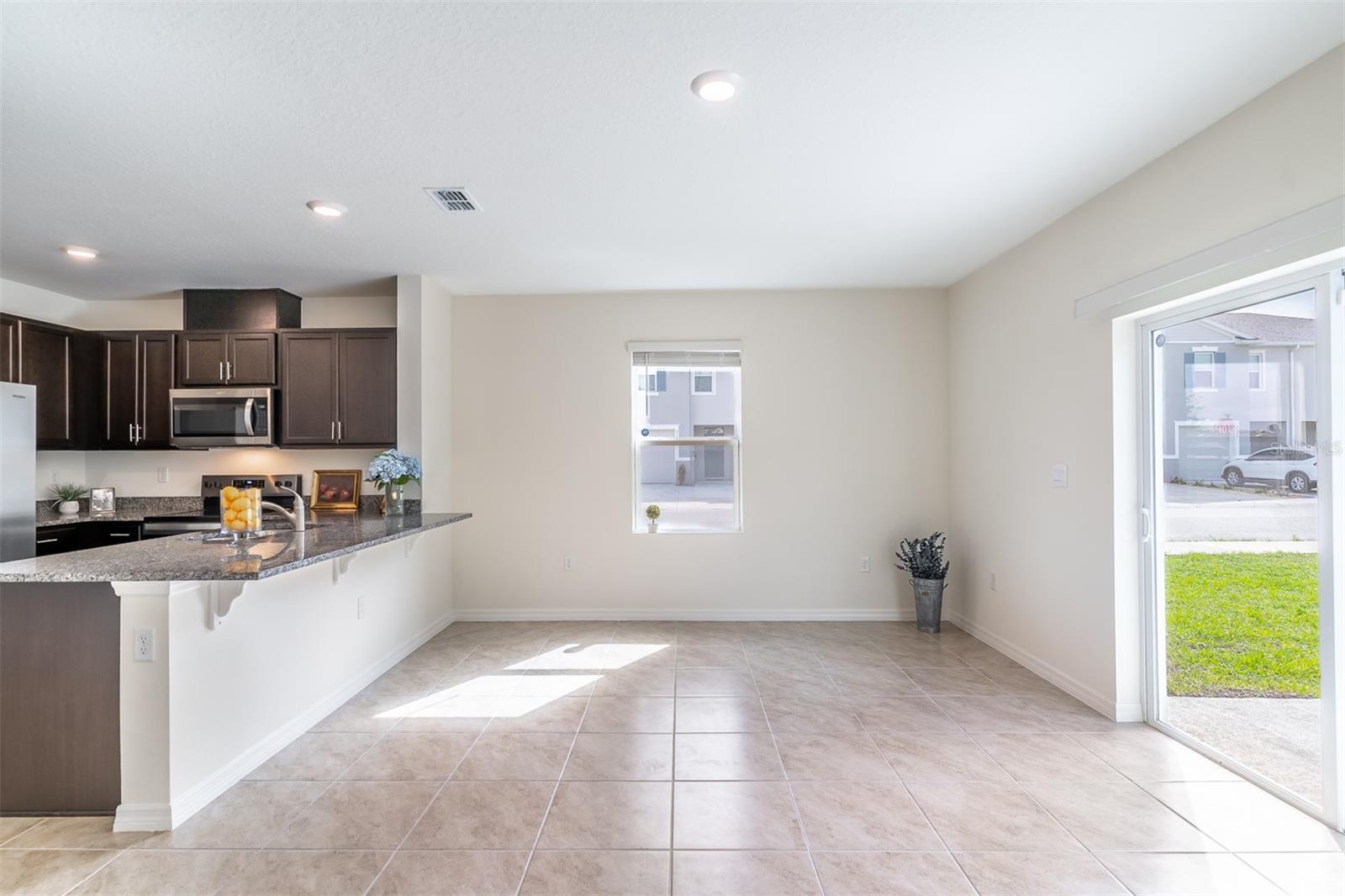 BRENTWOOD TWNHMS PH 1 - Residential