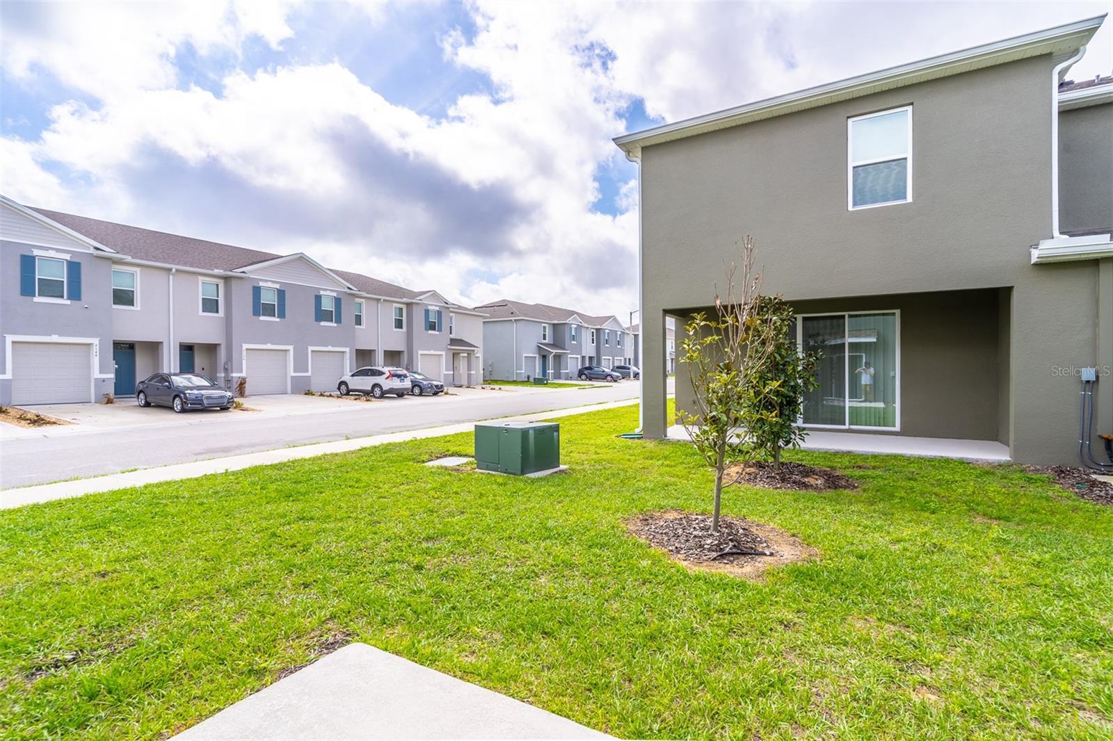 BRENTWOOD TWNHMS PH 1 - Residential