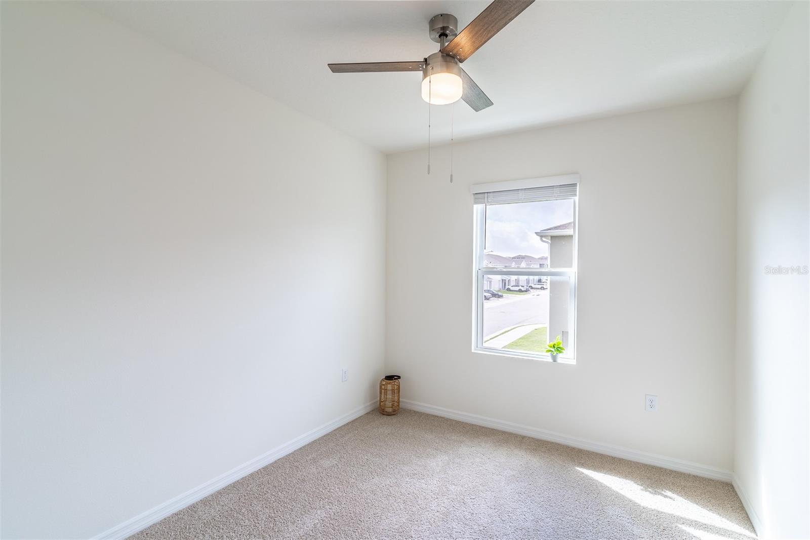 BRENTWOOD TWNHMS PH 1 - Residential