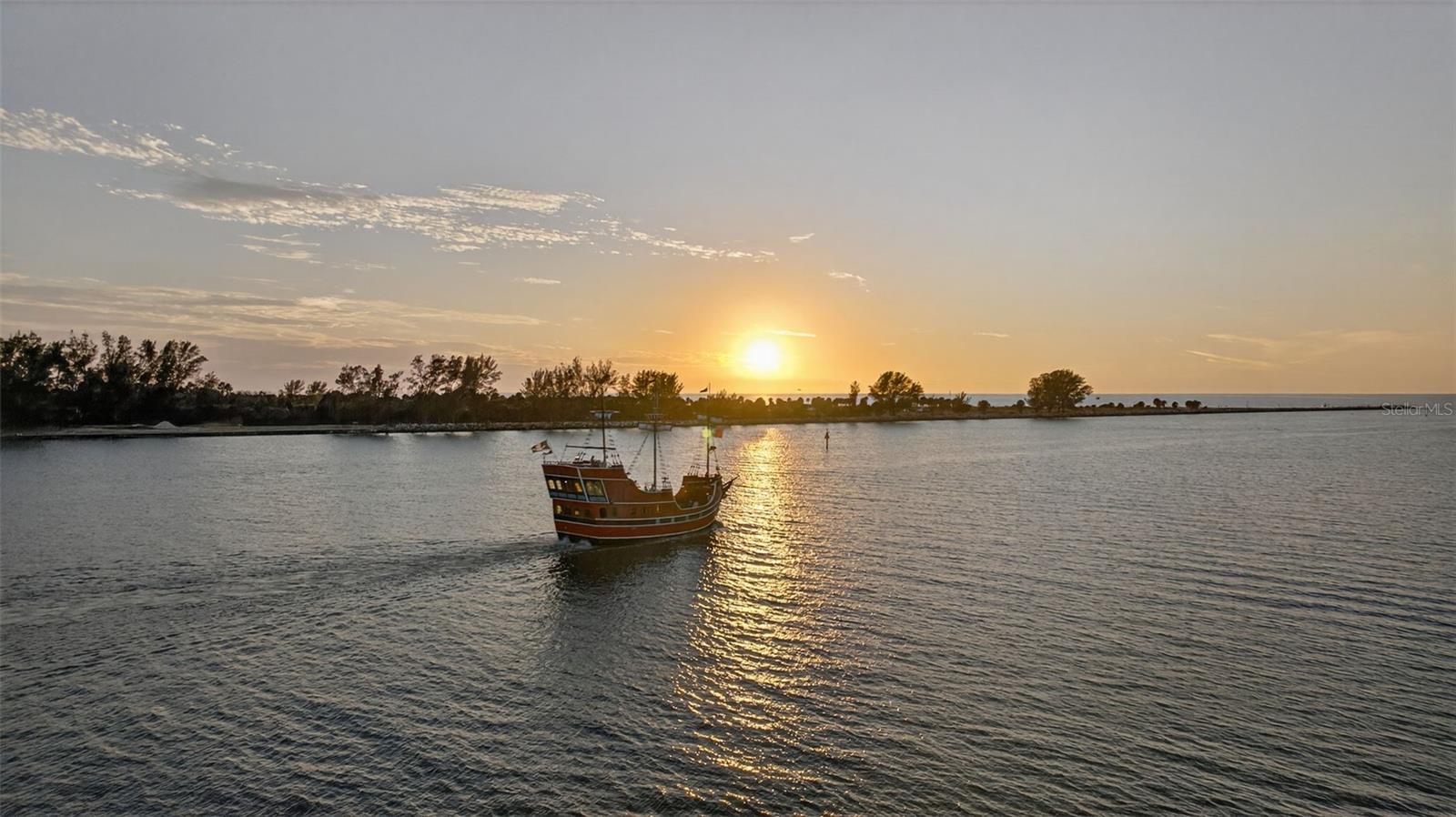 CLEARWATER POINT 8 TENNIS - Residential