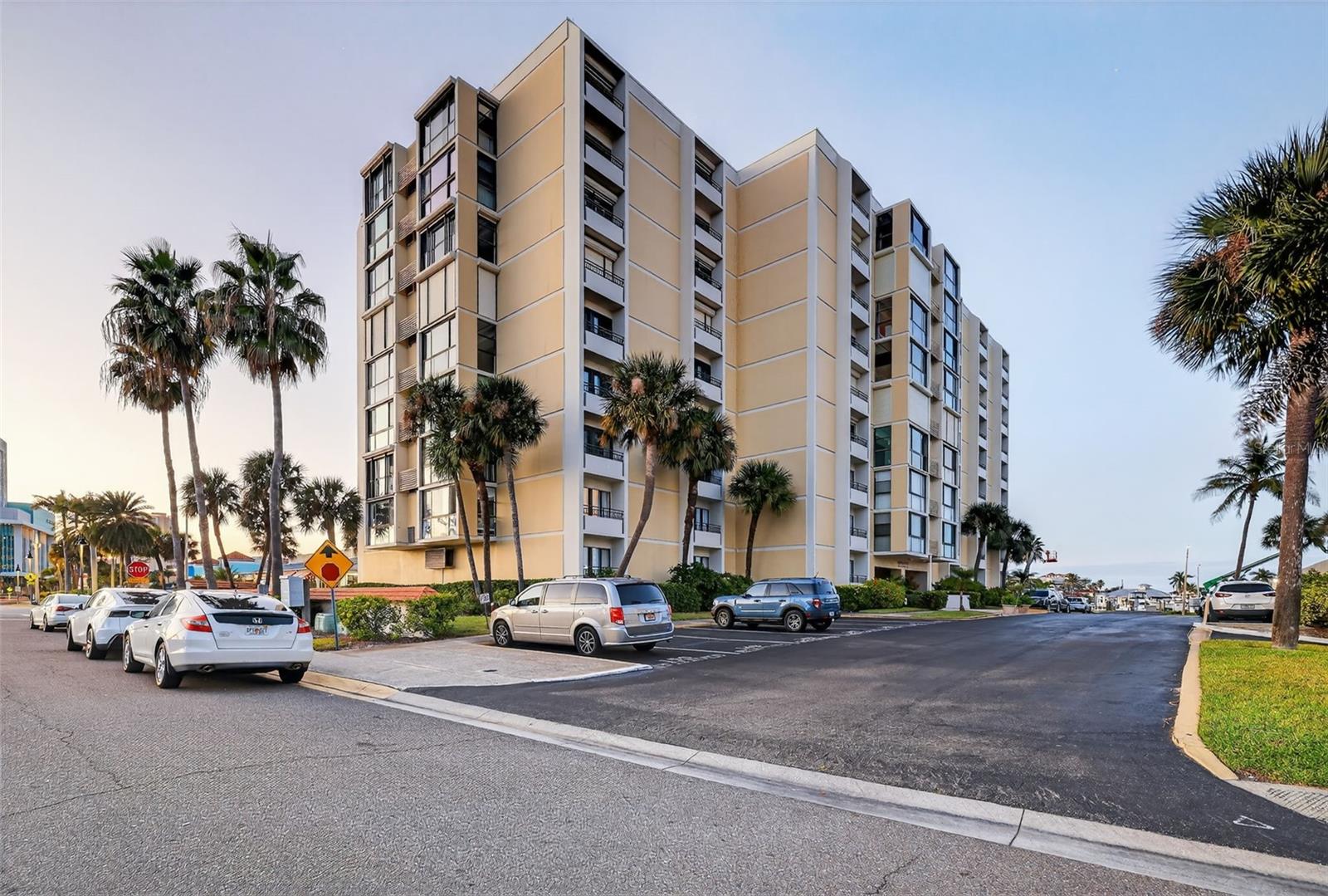 CLEARWATER POINT 8 TENNIS - Residential