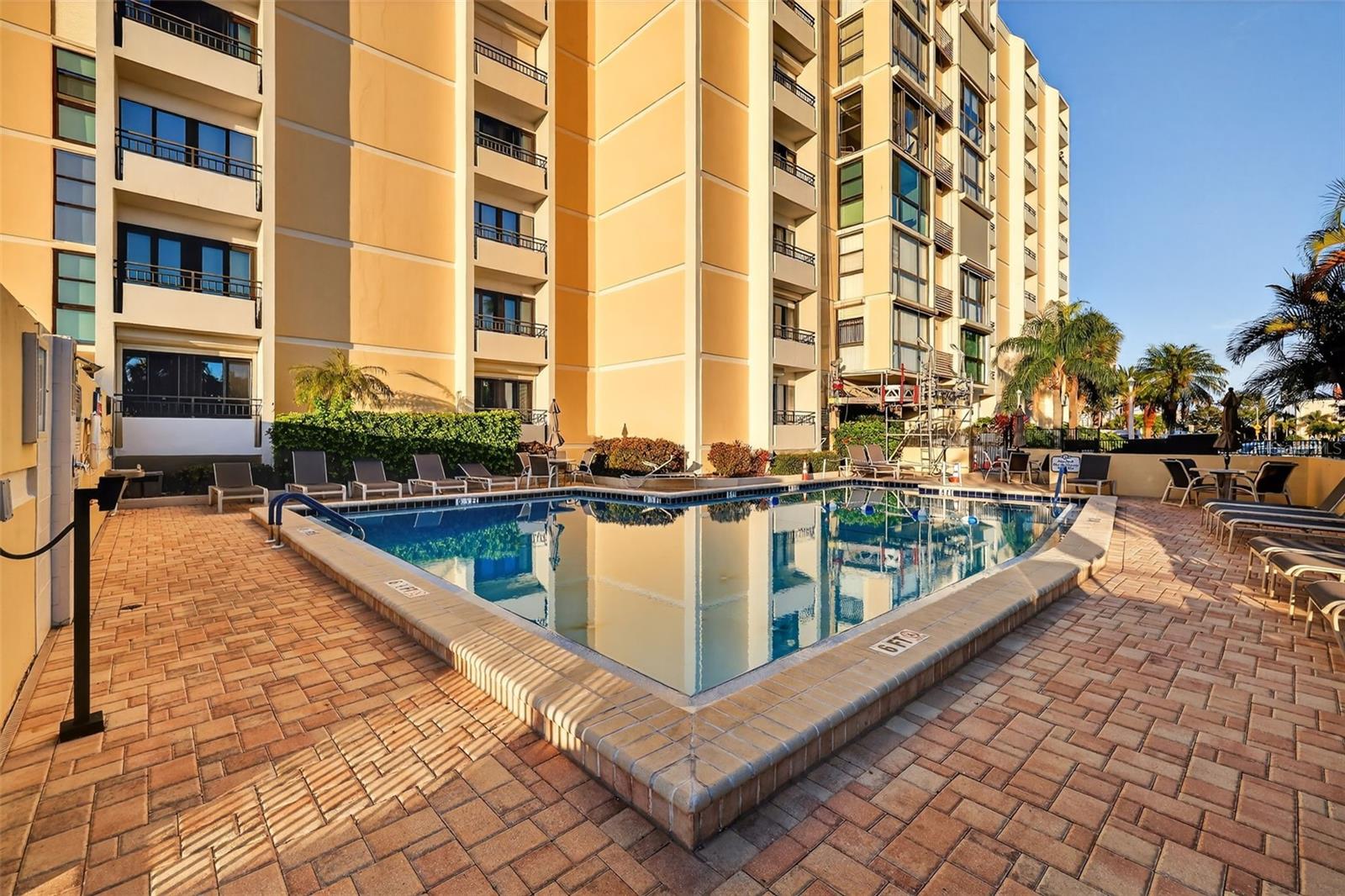 CLEARWATER POINT 8 TENNIS - Residential