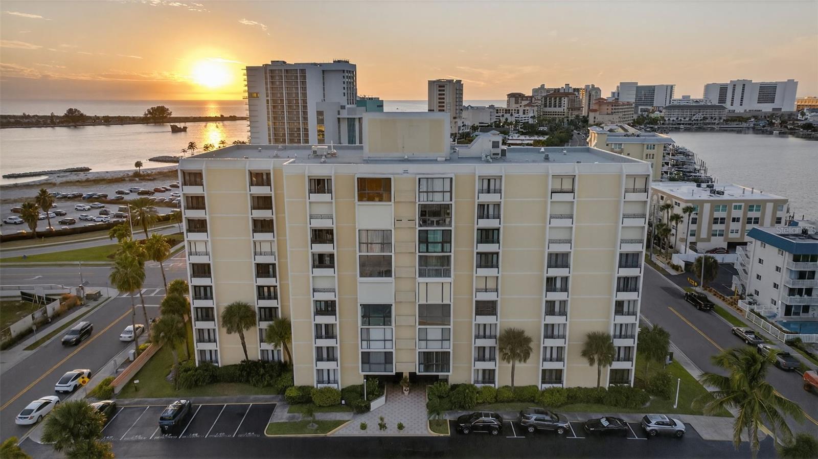 CLEARWATER POINT 8 TENNIS - Residential