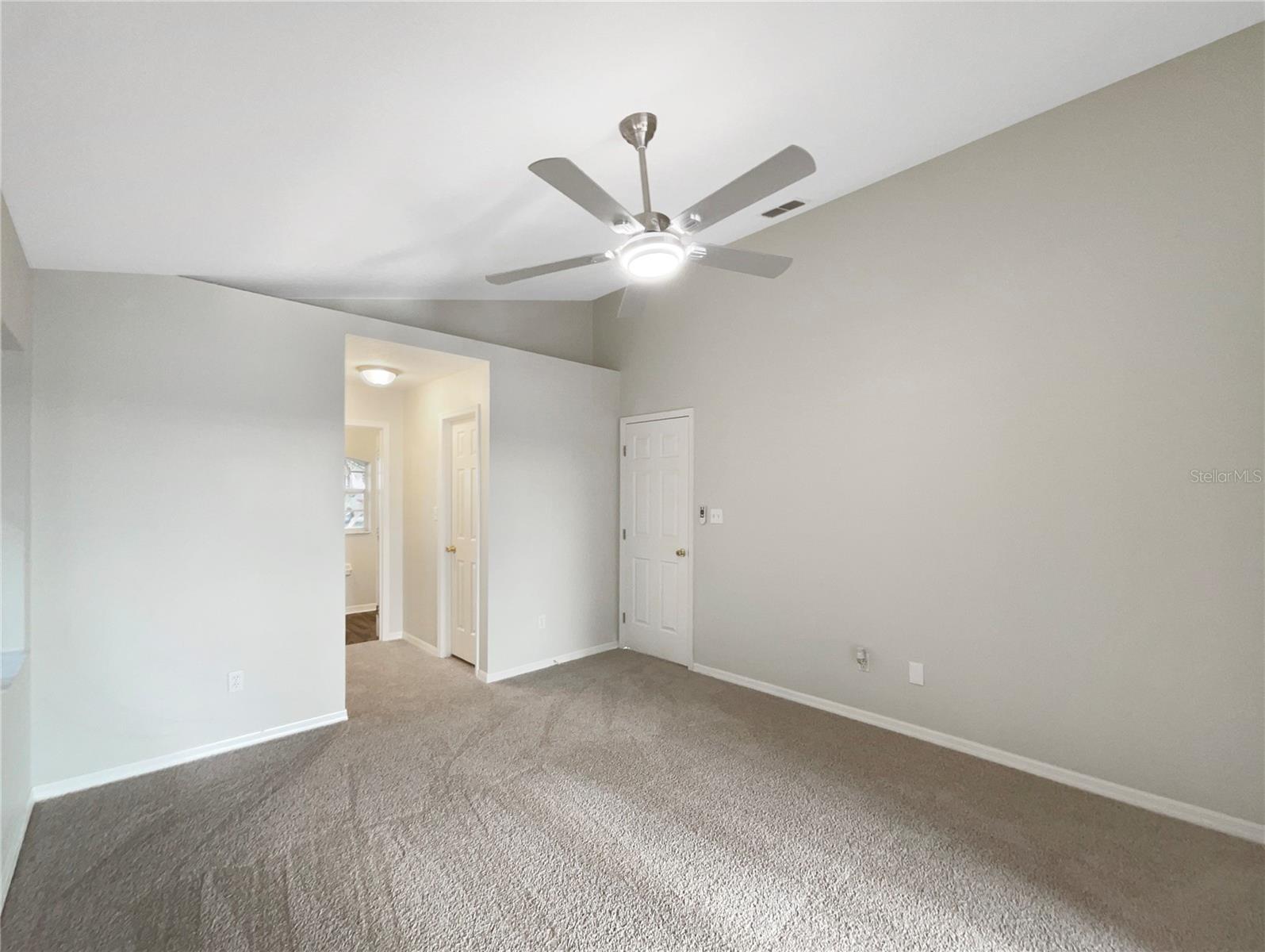 MINNEOLA LAKEWOOD RIDGE PH 06 LT 197 ORB 1392 PG 1 - Residential