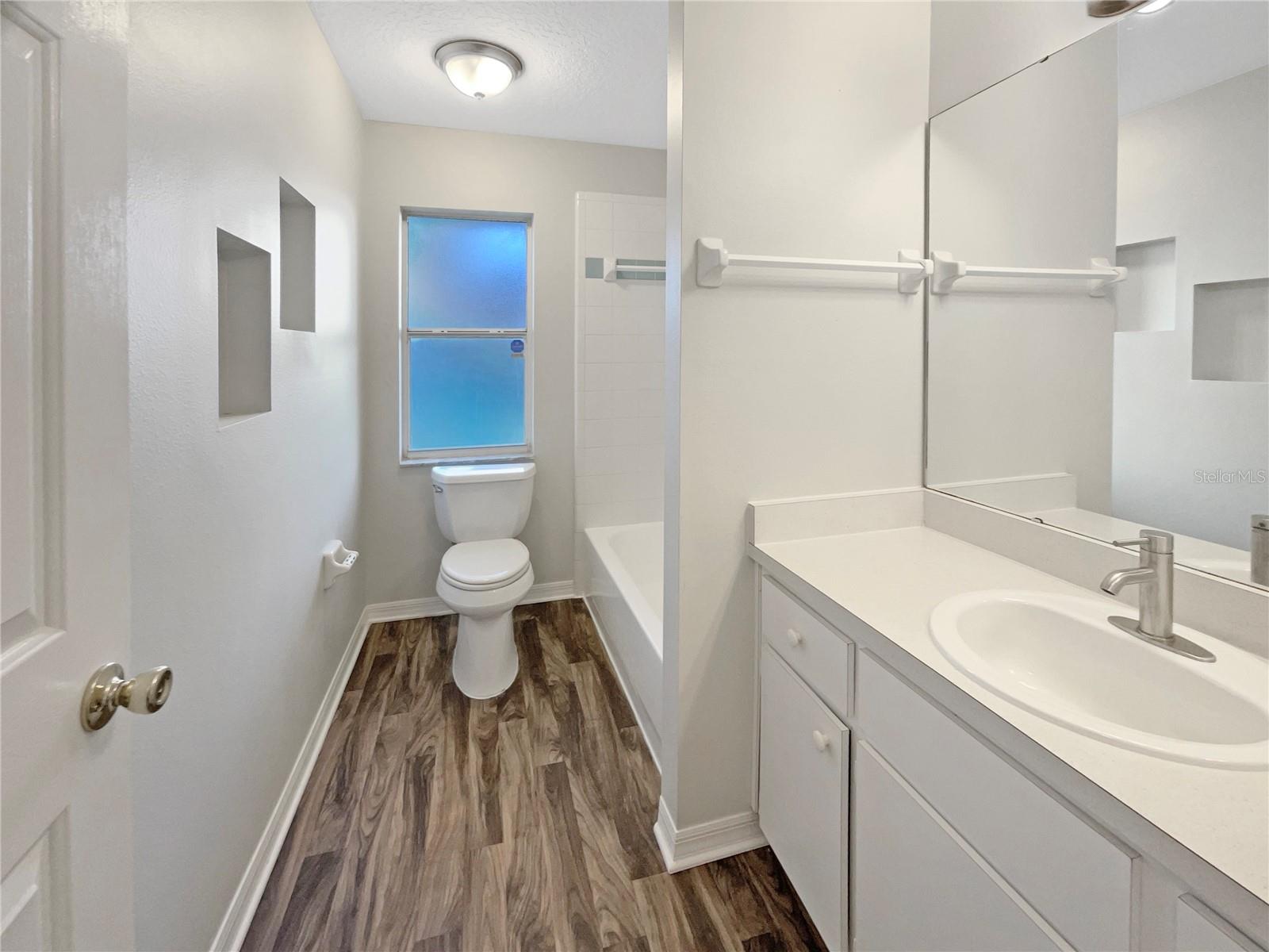 MINNEOLA LAKEWOOD RIDGE PH 06 LT 197 ORB 1392 PG 1 - Residential
