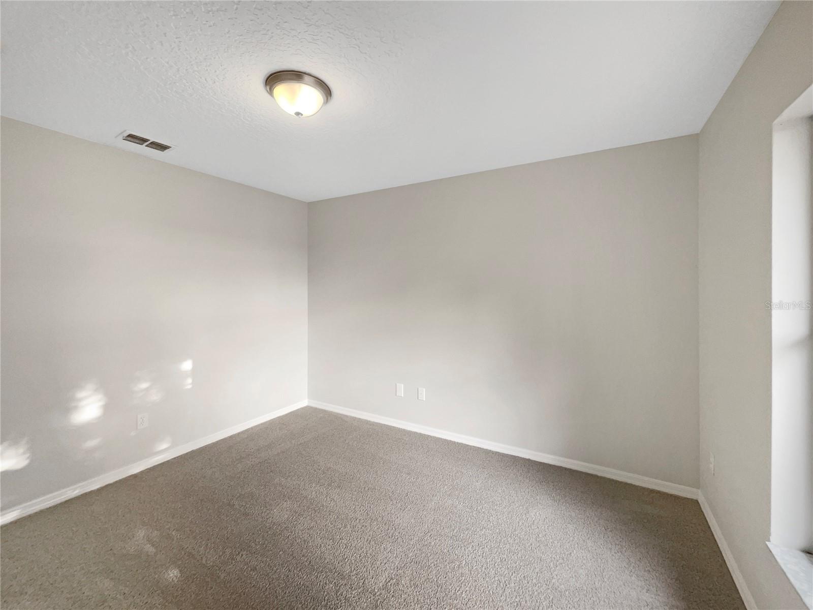 MINNEOLA LAKEWOOD RIDGE PH 06 LT 197 ORB 1392 PG 1 - Residential