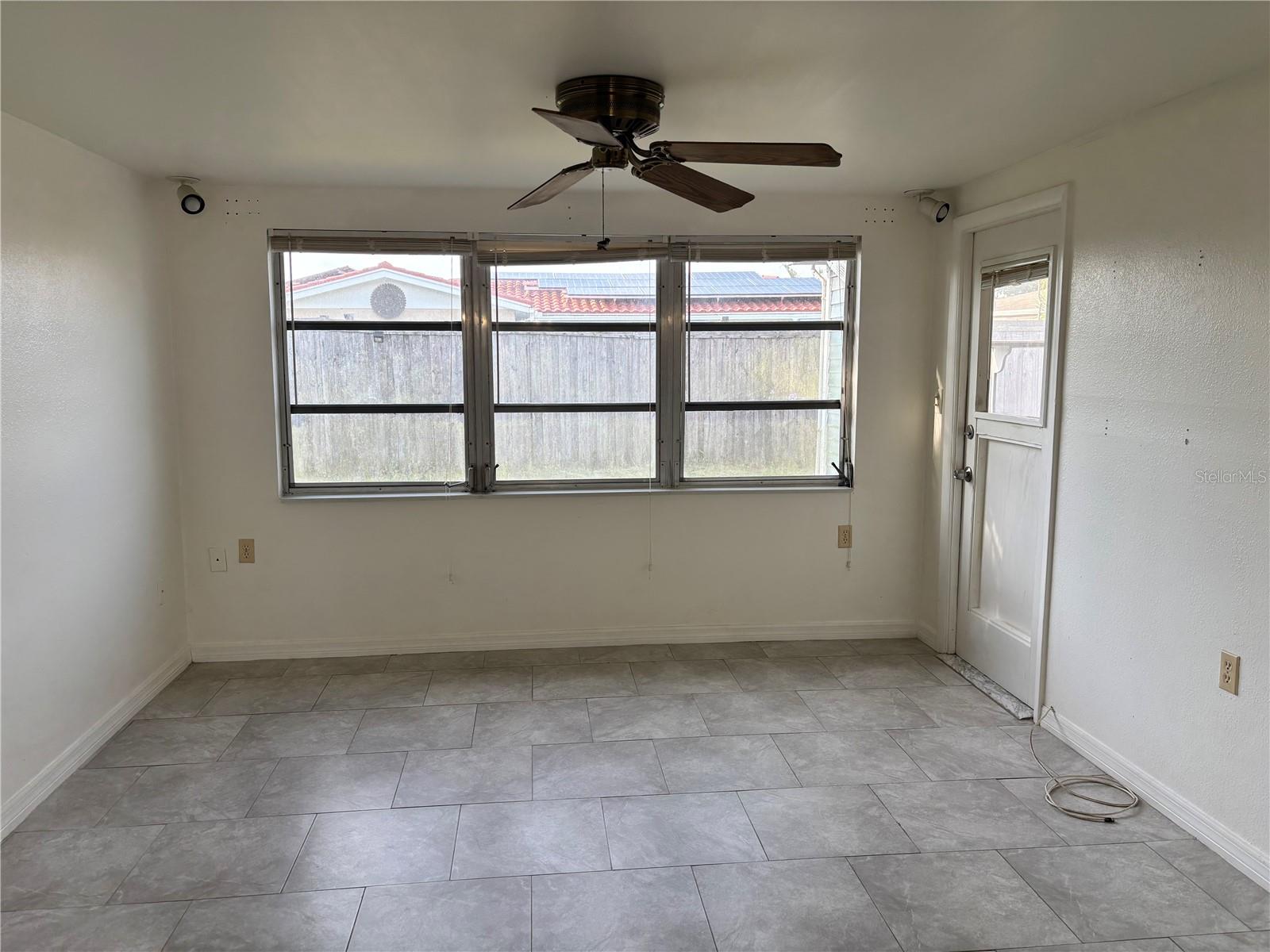 HOLIDAY LAKE ESTATES - Residential