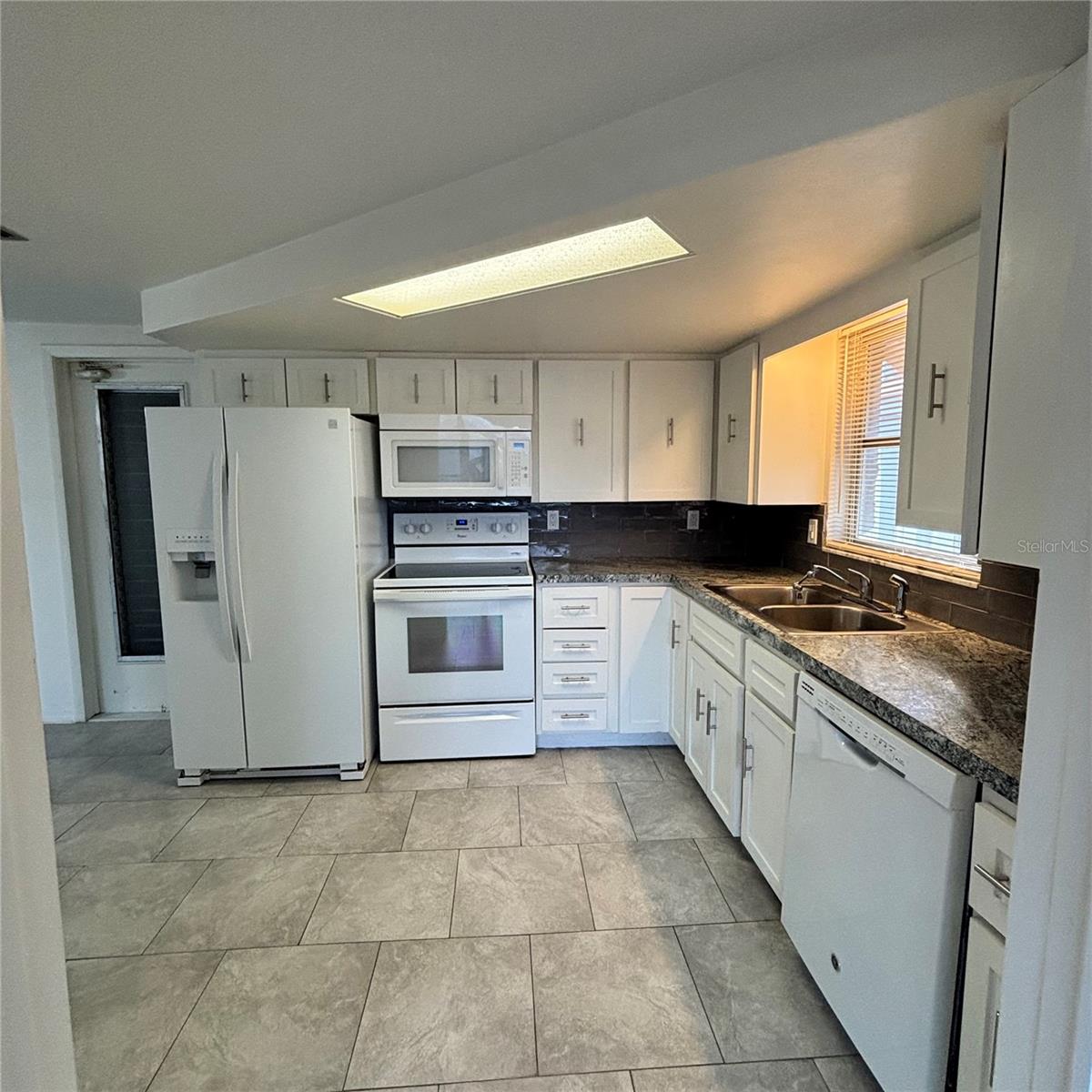 HOLIDAY LAKE ESTATES - Residential