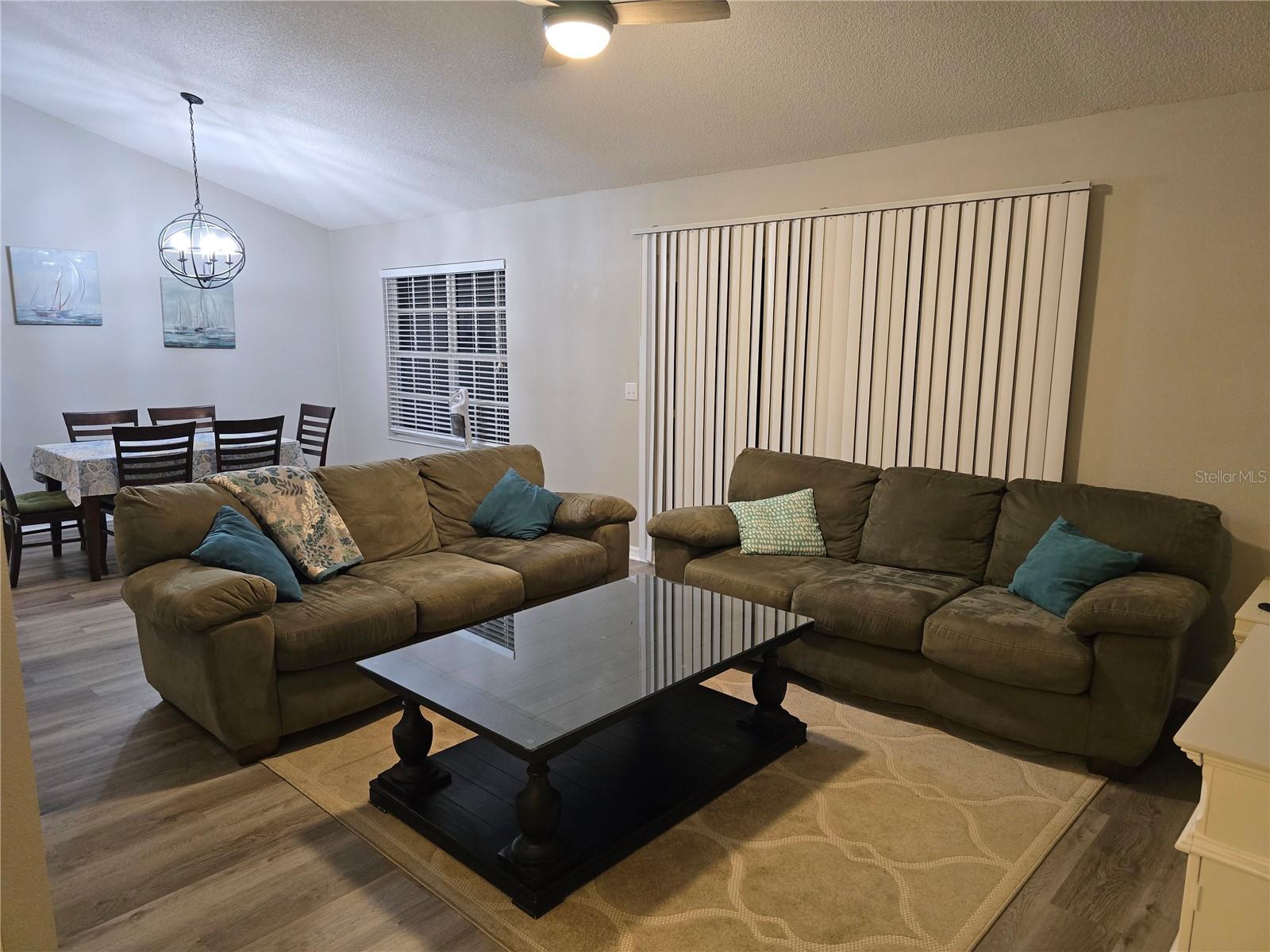 THE LINKS - Residential