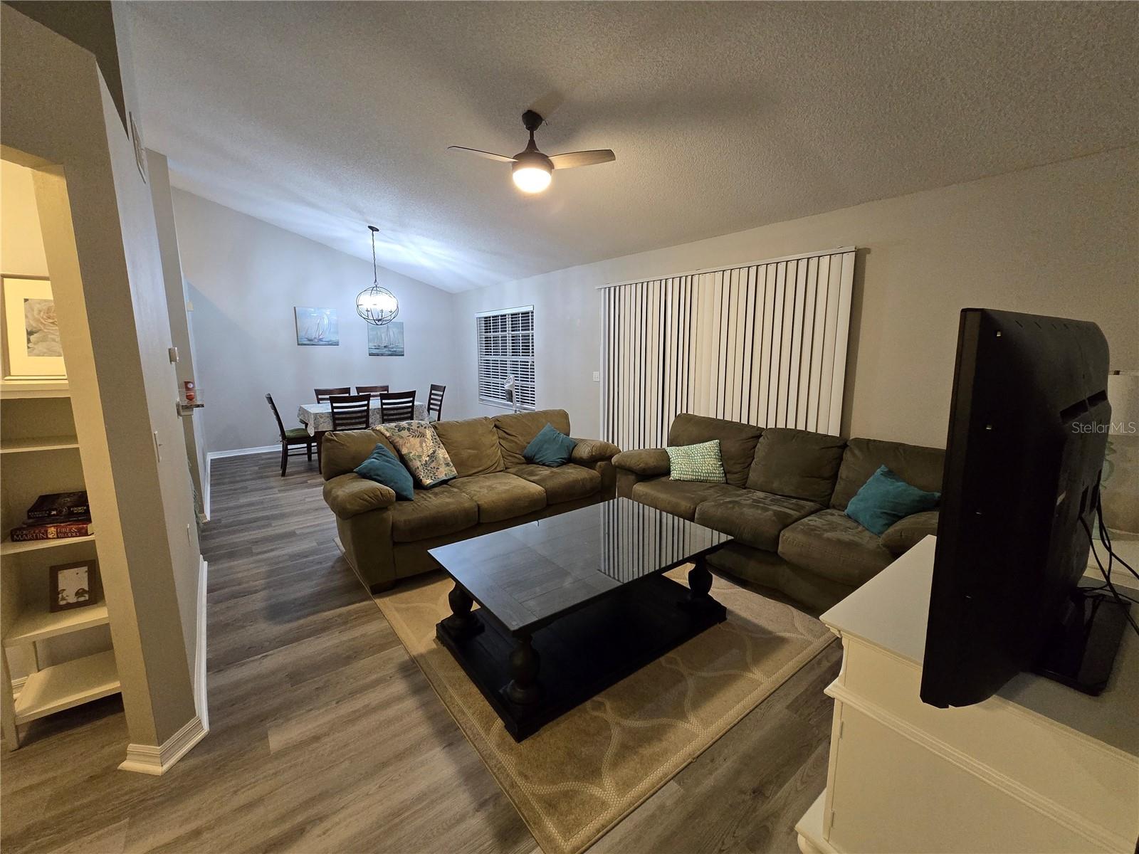 THE LINKS - Residential